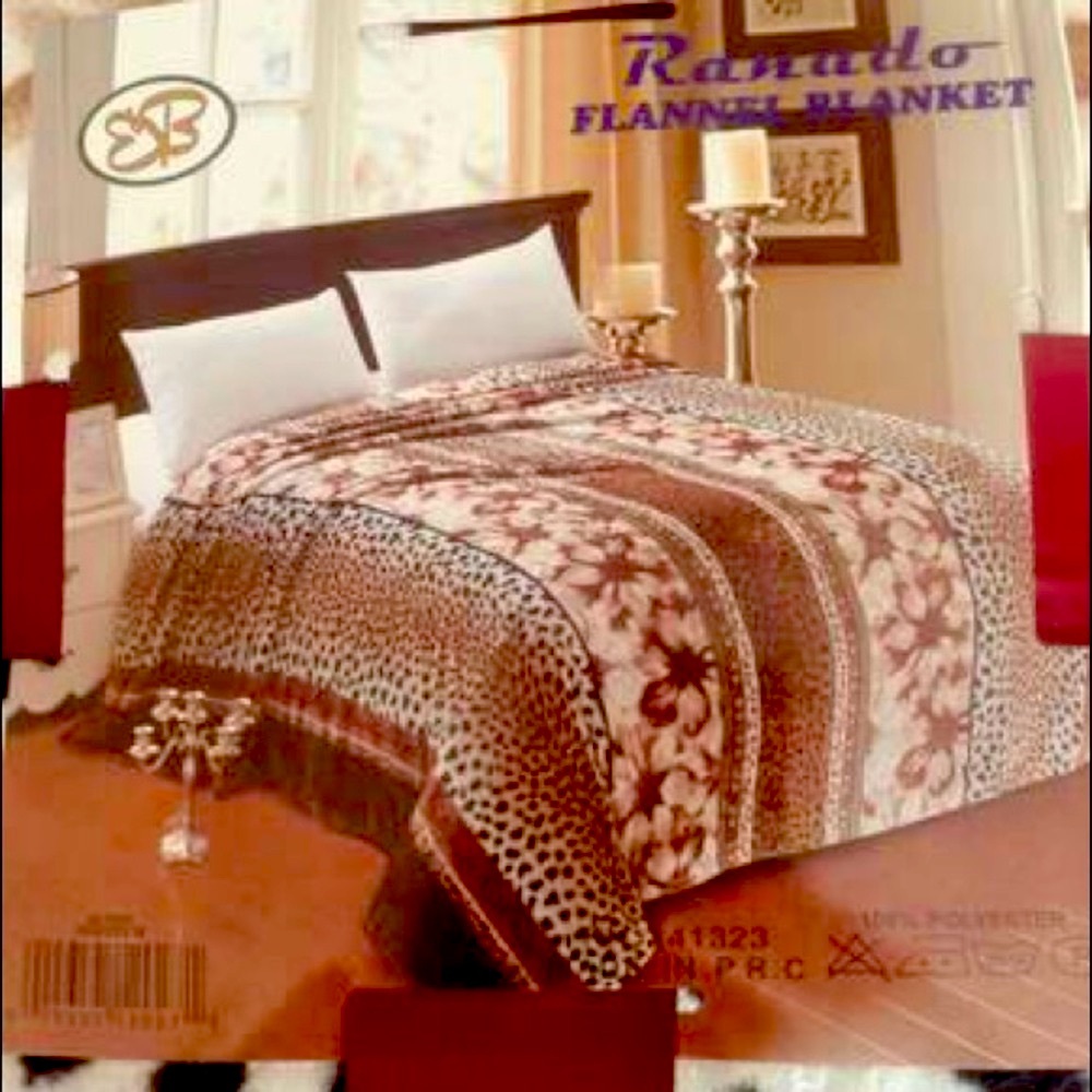 Brand New FLANNEL BLANKET QUEEN SIZE